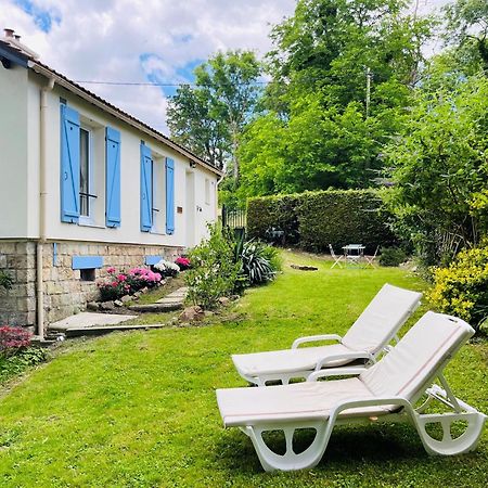 Les Volets Bleus Villa Parmain Ngoại thất bức ảnh